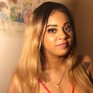 Meet your Posher, Esh